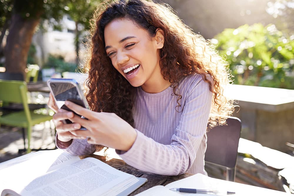 Student met smartphone