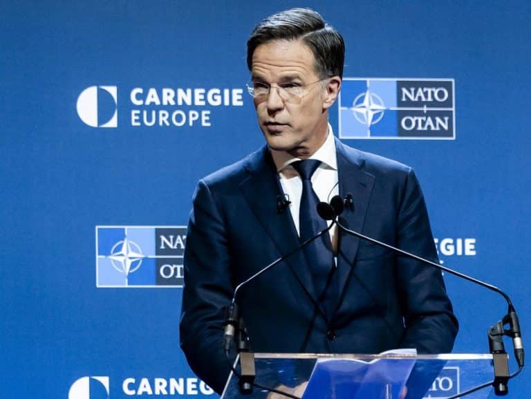 Rutte houdt persconferentie over dreiging oorlog