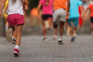 Kinderen lopen hard op school